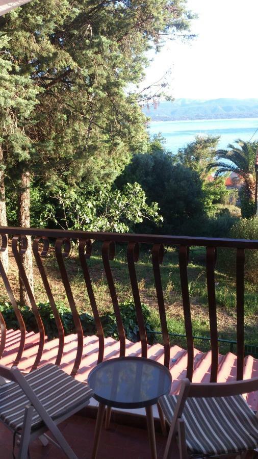 Apartman Sesna Bol Extérieur photo