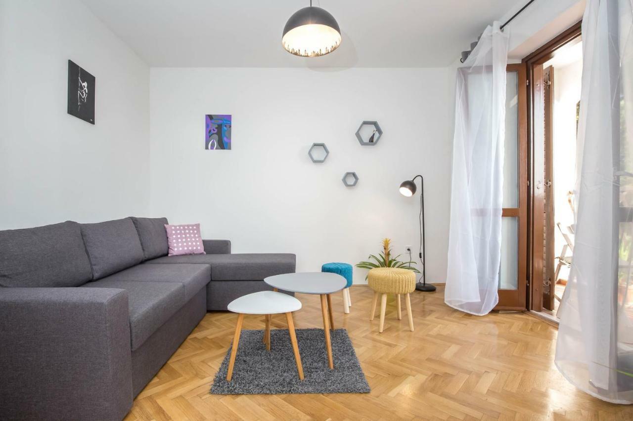Apartman Sesna Bol Extérieur photo
